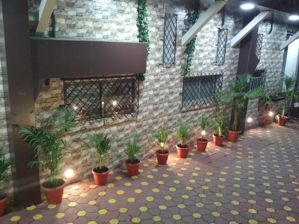 Hotel Qamar مومباي المظهر الخارجي الصورة