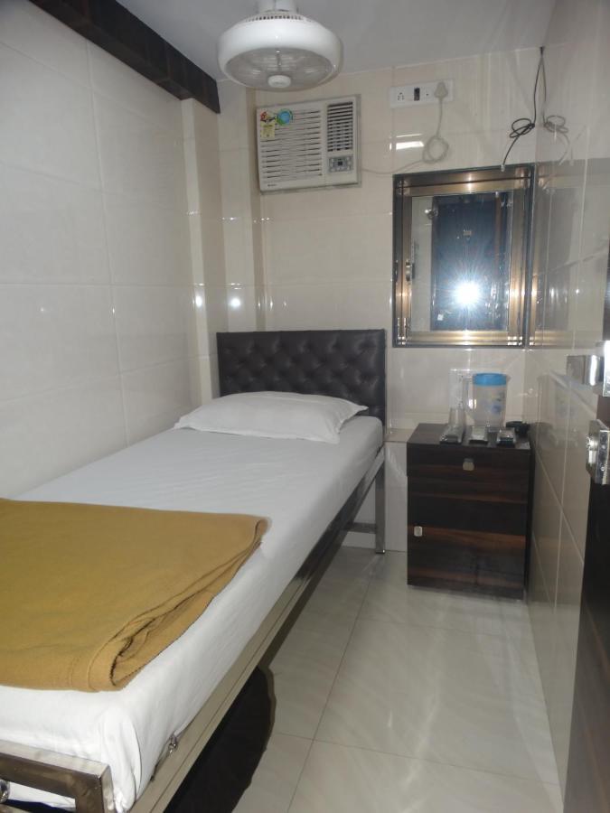 Hotel Qamar مومباي المظهر الخارجي الصورة